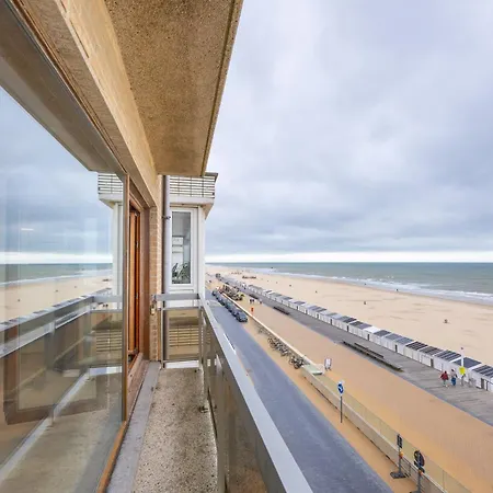 Lecomte - The Shoreline Overview 175 Apartment *